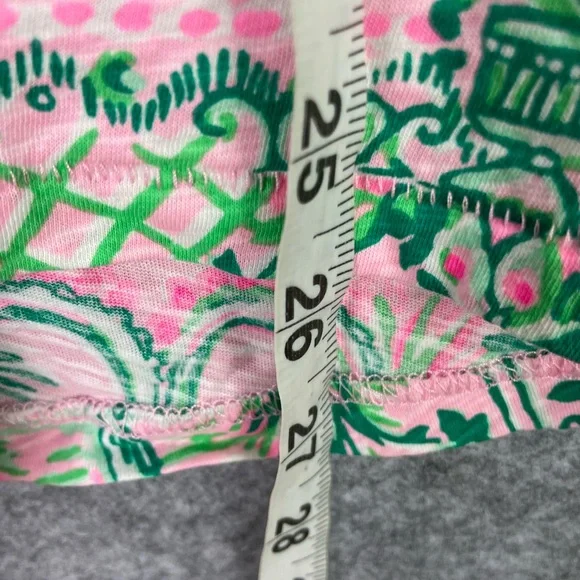 Lilly Pulitzer Wtta V Neck T Shirt Top Wonens Large Mandela Baby's Always Worth - Picture 6 of 10
